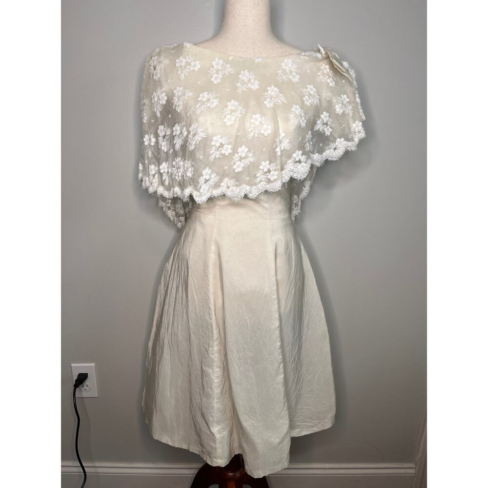 1950s Bianchi White Tea Party Coquette Bows Floral Lace Shawl Wedding Dress S